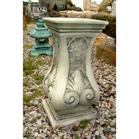 Muodokas patsas jalusta 61 cm