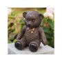 Pronssinen Nallekarhu patsas "Teddy Bear"