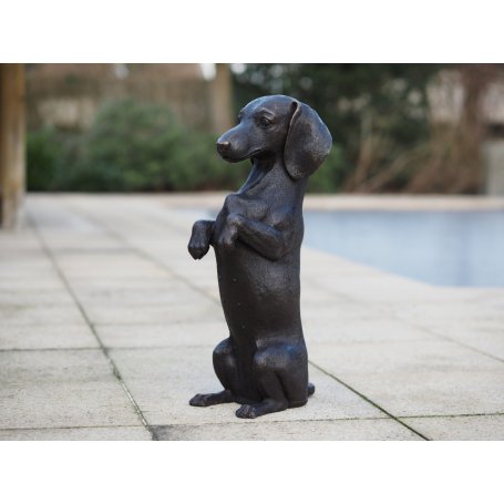 Pronssinen Mäyräkoira patsas "Dachshund"