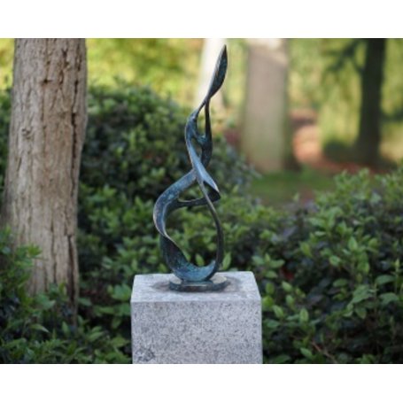 Pronssinen patsas "Helix Ladder"