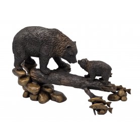 Pronssinen karhuperhe patsas "Bear family on a log" Pronssinen karhuperhe patsas "Bear family on a log"
