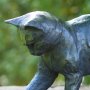 Pronssinen kissa patsas "Cat With Ball"