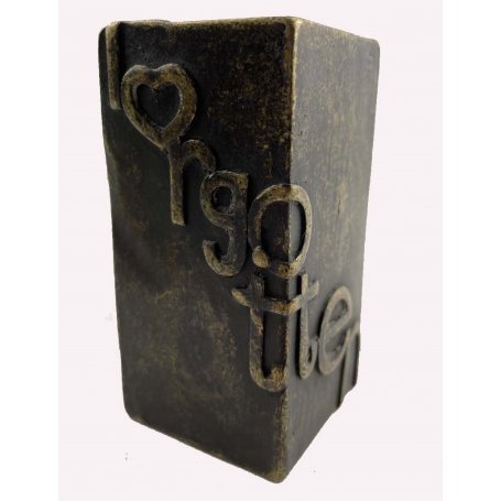 Pronssinen muisto kuutio patsas "Never Forgotten"