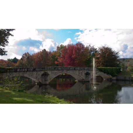 Kelluva suihkulähde Lance Jet, by Safe Rain