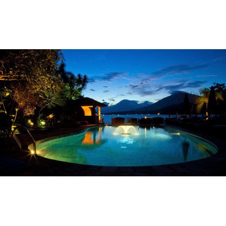 Kelluva suihkulähde Euphrates, by Safe Rain